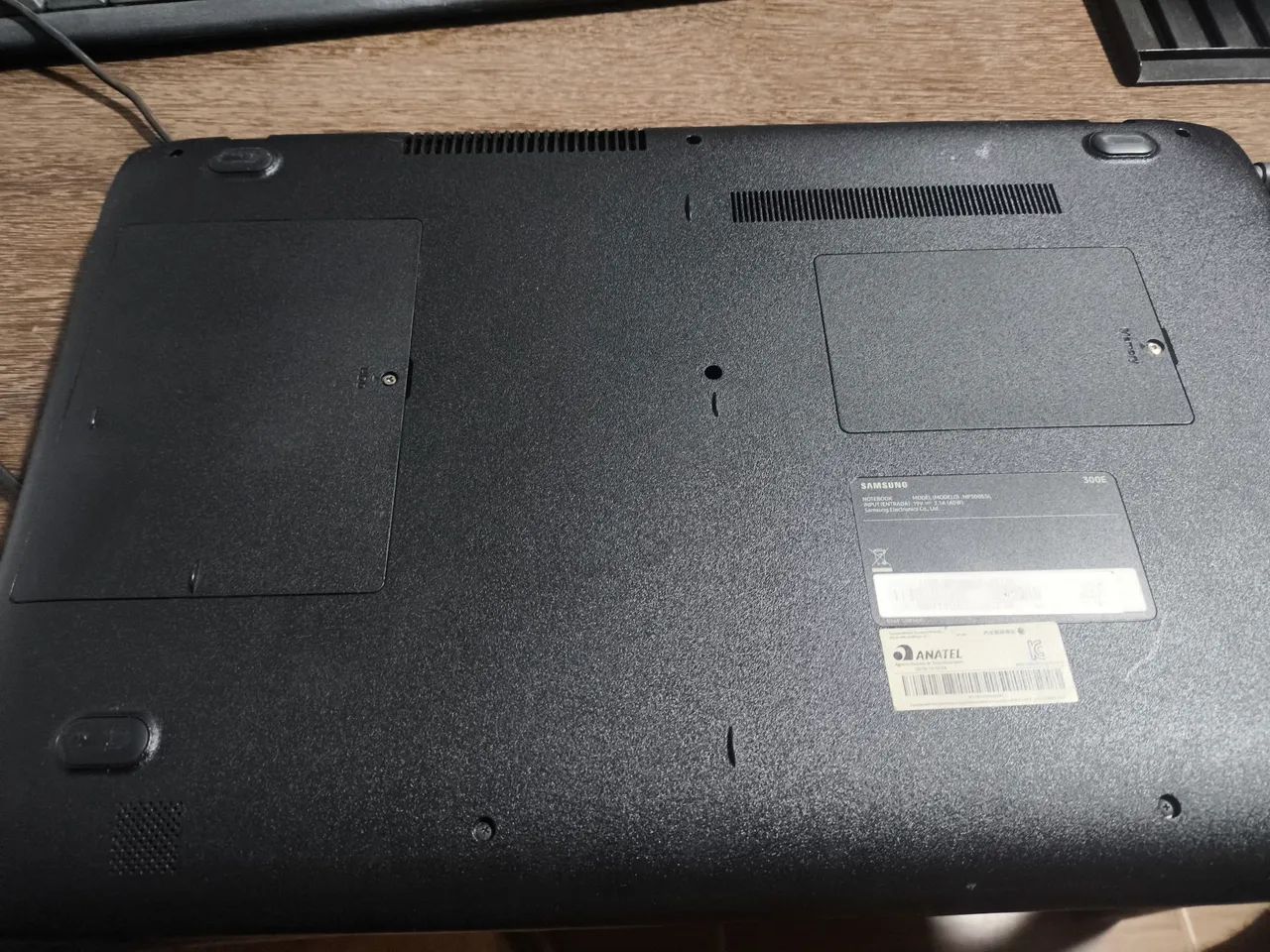Notebook Samsung Np300e5l I3 6a 4gb 512 SSD
