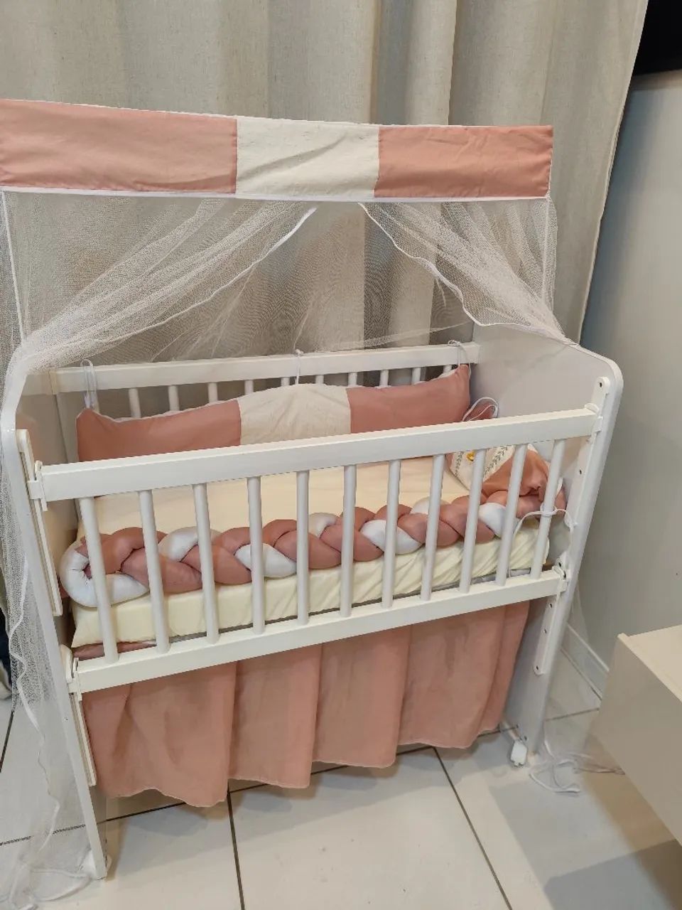Mini berço + colchão + enchoval  - Foto 4