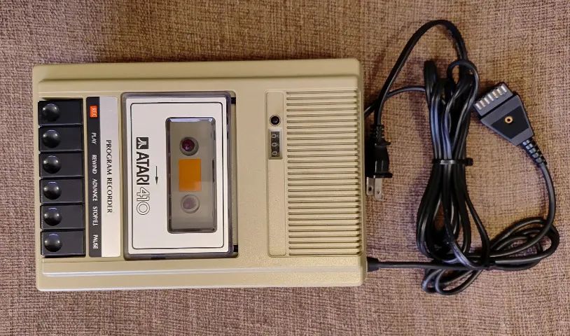 Toca Fitas K7 ( DataCorder ) Atari Program Recorder 410 P/ Atari XL -Ruim / Para Conserto - Foto 2