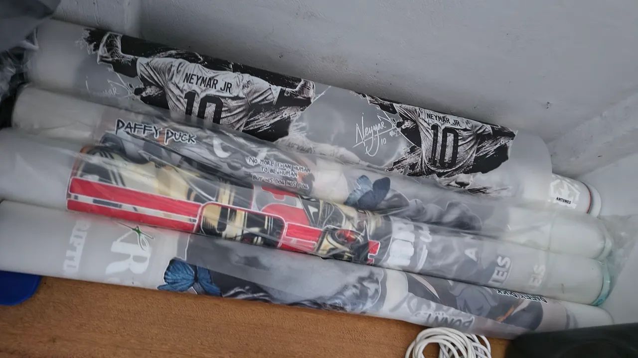 Camisetas Lisas Brancas e Pretas + Artes para Estampa - Foto 2