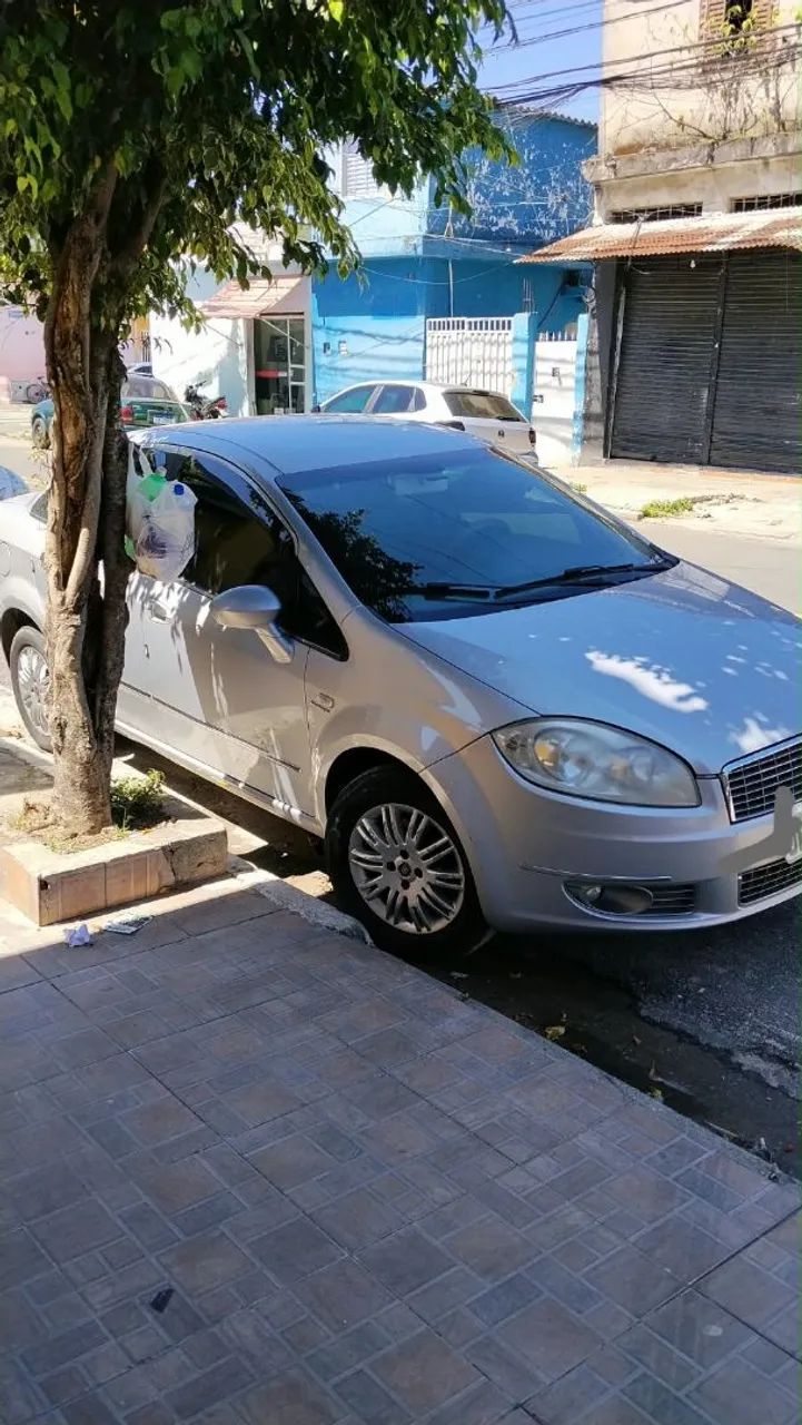 Fiat Linea LINEA ESSENCE Dualogic 1.8 Flex 16V 4p 2014