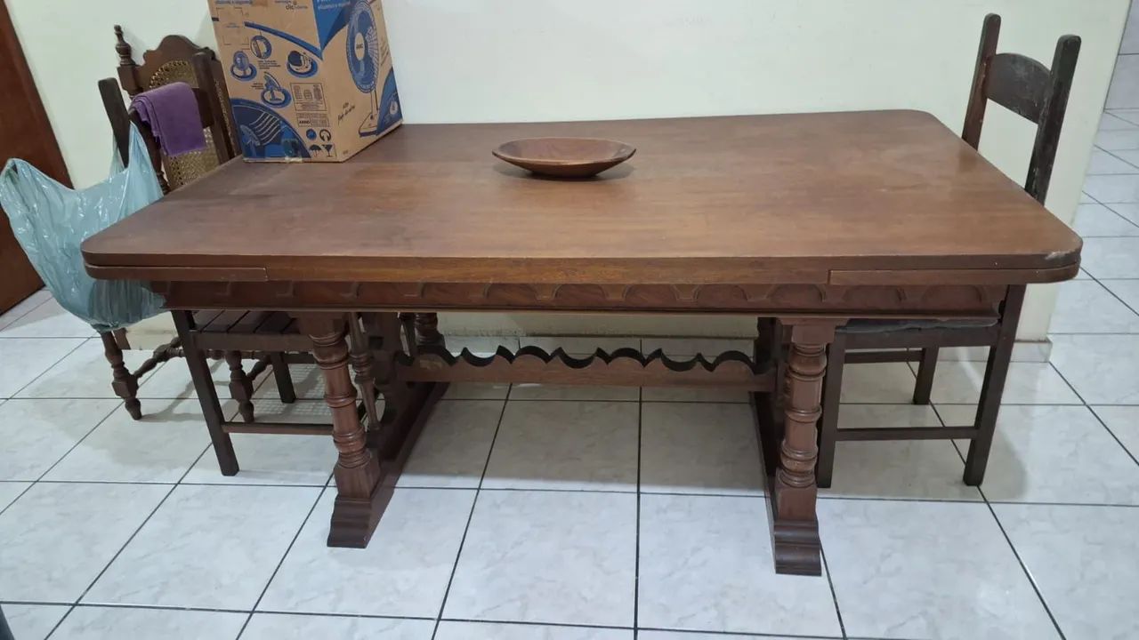 Mesa de madeira maciça (sucupira) - Foto 2