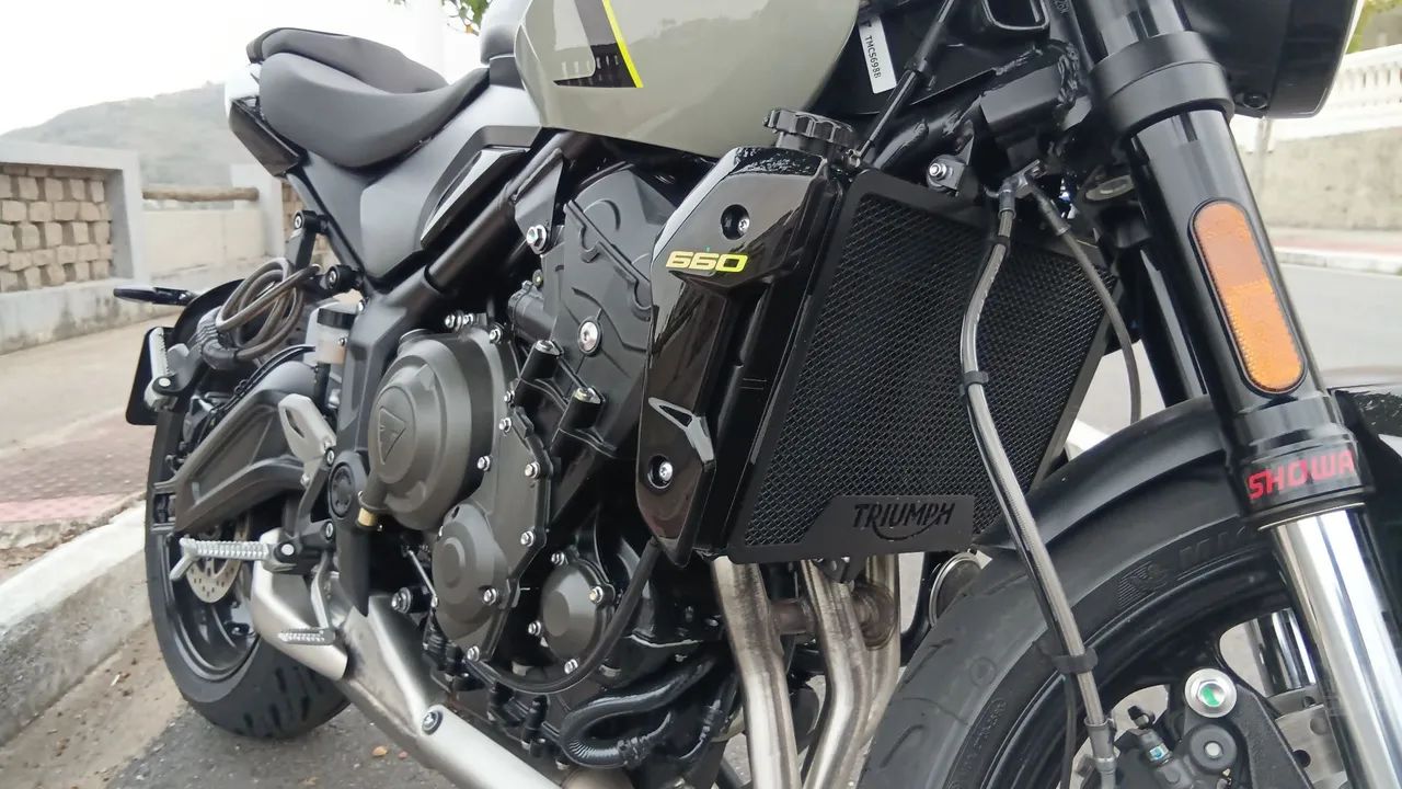 Triumph Trident 660 95cv 0km - Foto 4