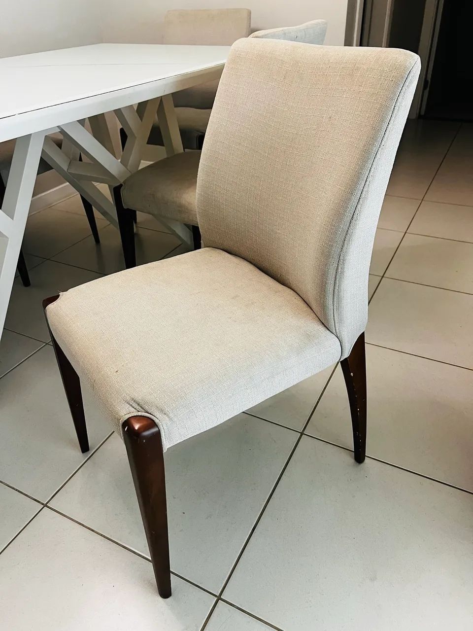 Mesa Com 6 Cadeiras  - Foto 3