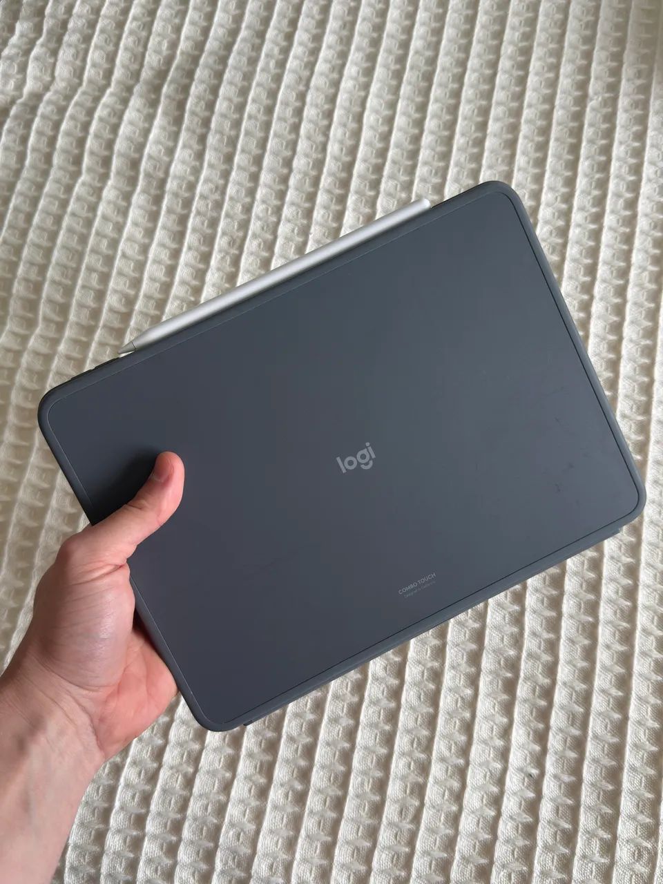  iPad Air 11 M2 128GB + Pencil Pro + Logitech Combo Touch | Impecável - Foto 4
