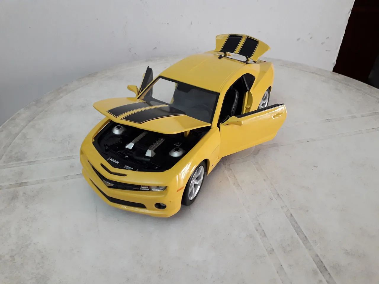 Carro miniatura Camaro Chevrolet 2010 - Foto 4