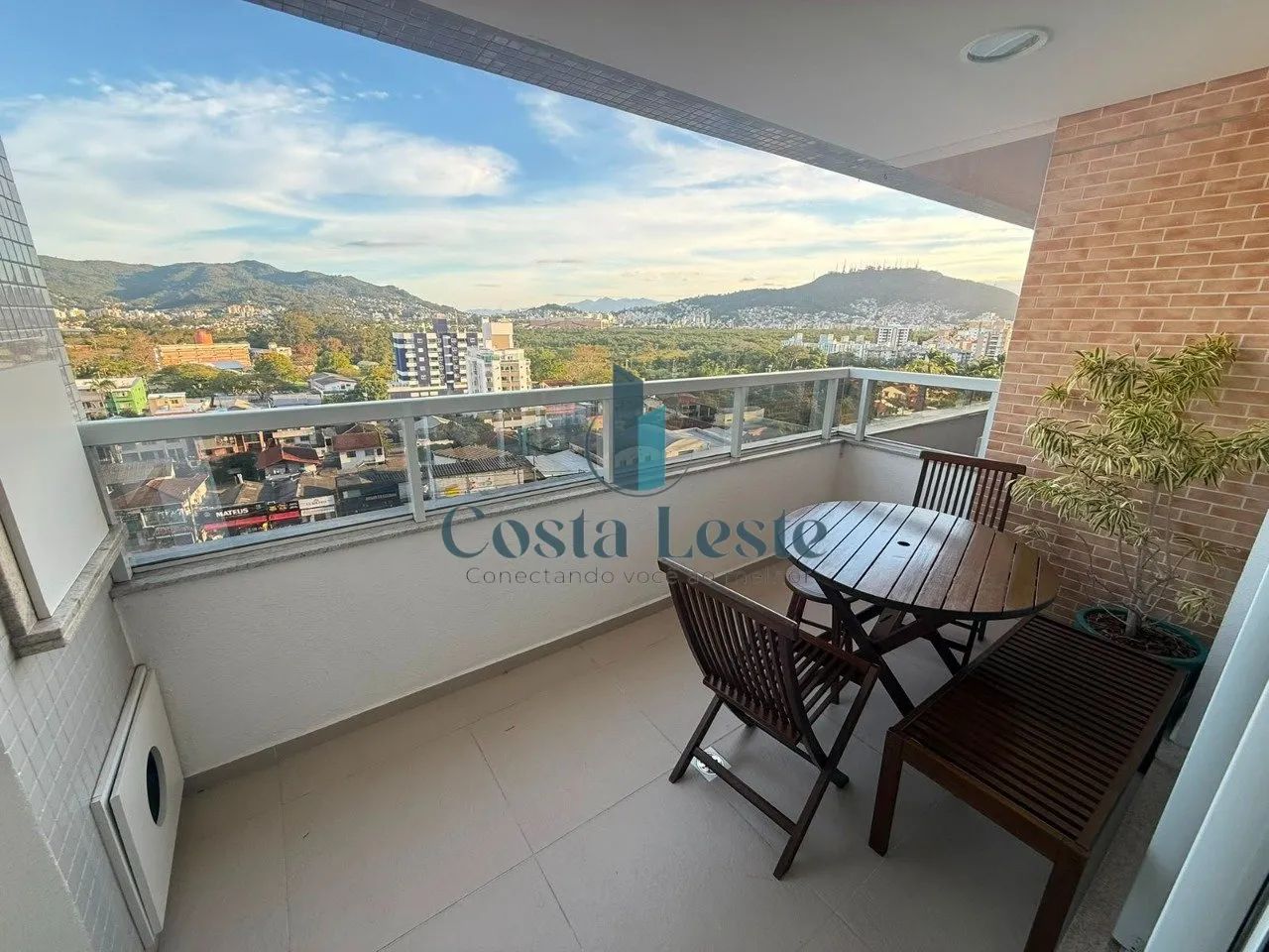 Excelente apartamento de 2 dormitórios com suíte no Itacorubi - Foto 2