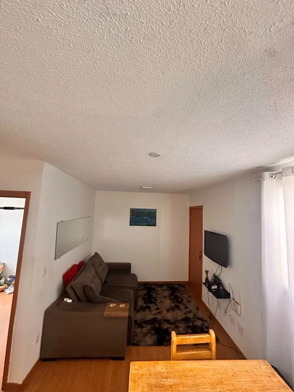 semi mobiliado 