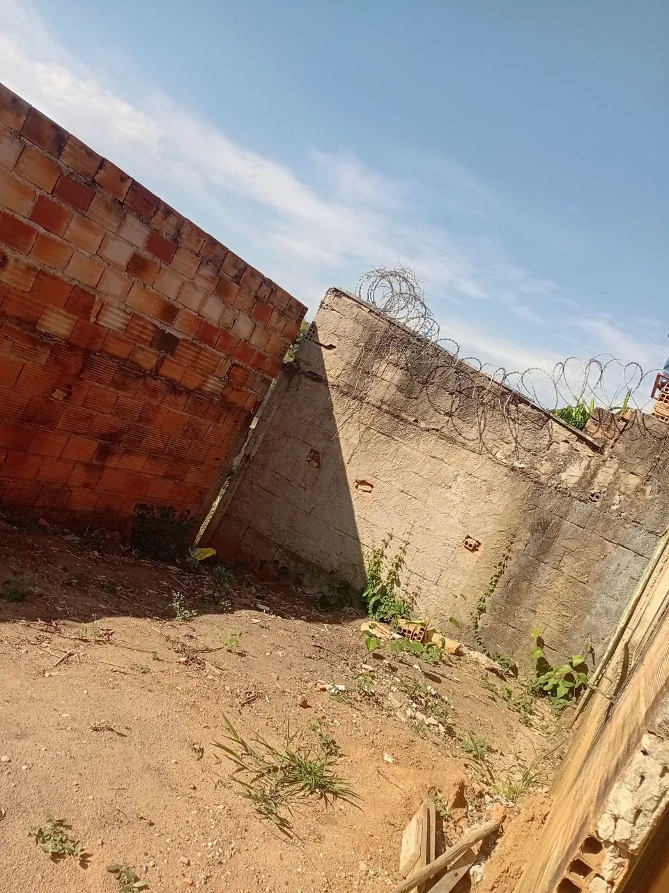 Vendo ou troco lote com barracão em neves  - Foto 4