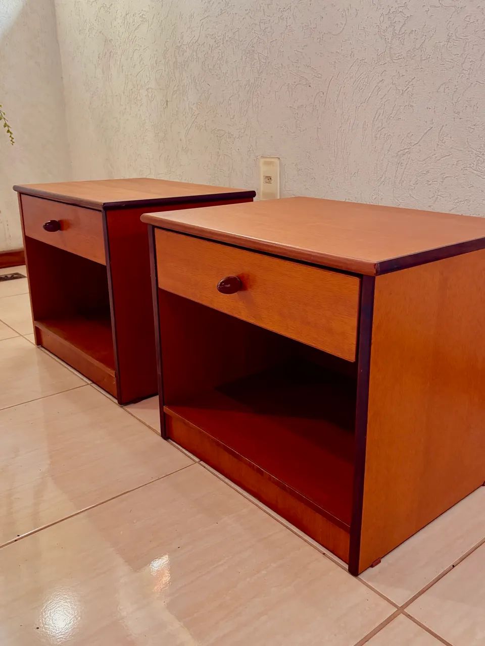 Conjunto de duas cabeceiras de casal