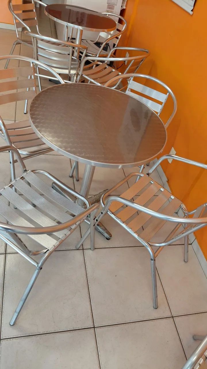 Jogo de mesa com 4 cadeiras de alumínio  - Foto 2