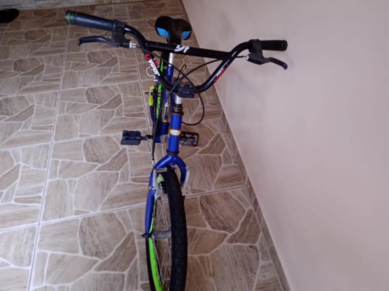 Bicicleta aro 20 cor Azul com Verde - Foto 4