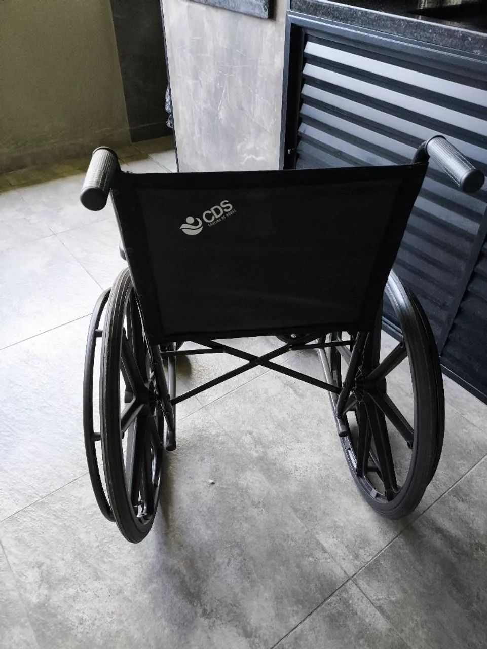 Cadeira de rodas  - Foto 3