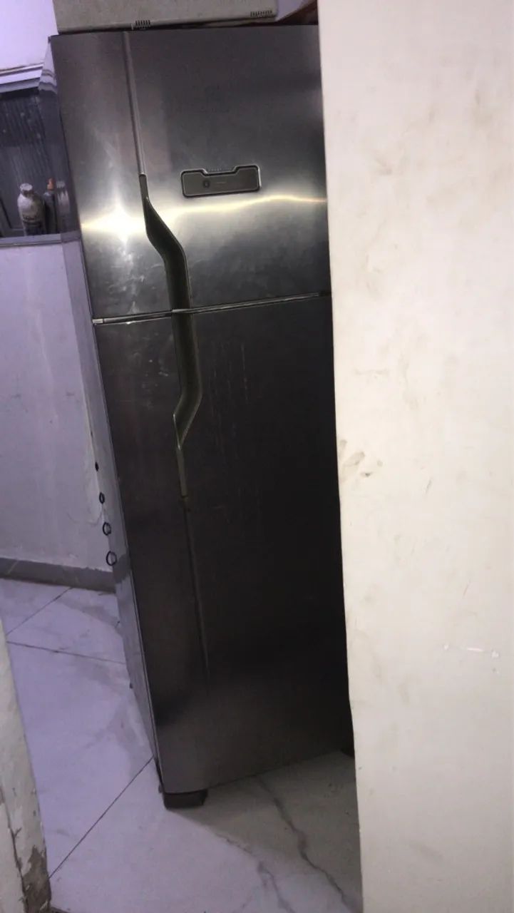 Geladeira eletrolux