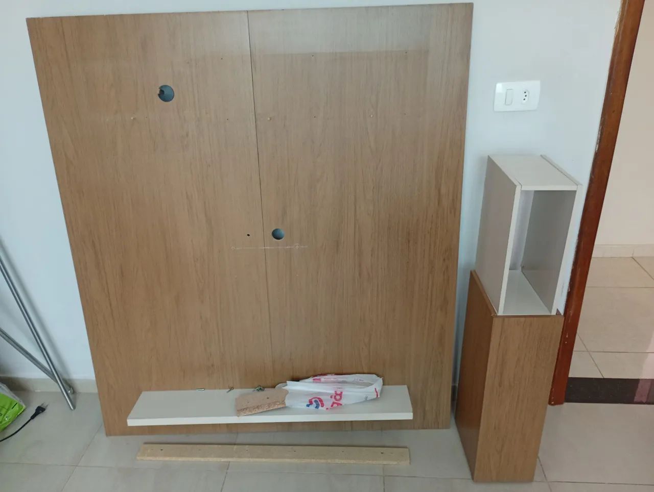 Rack suspenso MDF TV para TV 50" - Foto 5