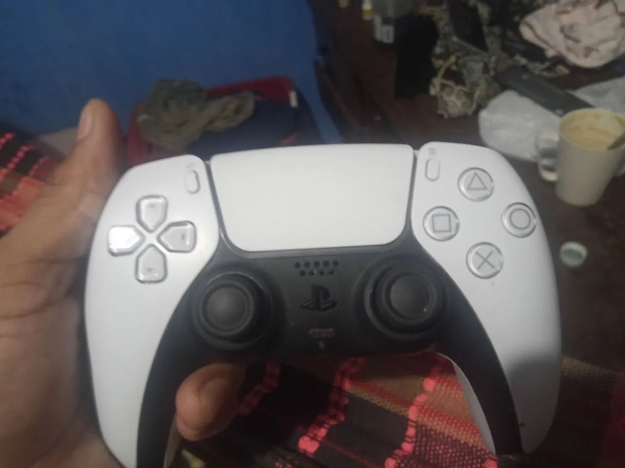 Vendo um controle ps5 original por 200 reais *
