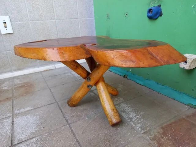 Mesinha madeira maciça em tripé. - Foto 2