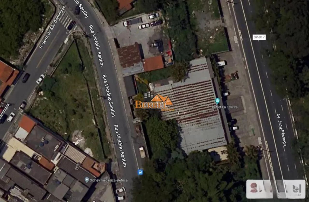 Terreno na Vila Carmosina, com área de 710 m²