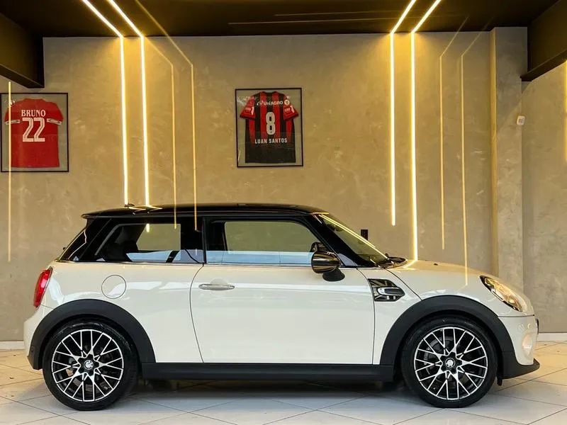 MINI Cooper 1.5 12V Twinpower Gasolina 4P Steptronic, foto 5 de 13