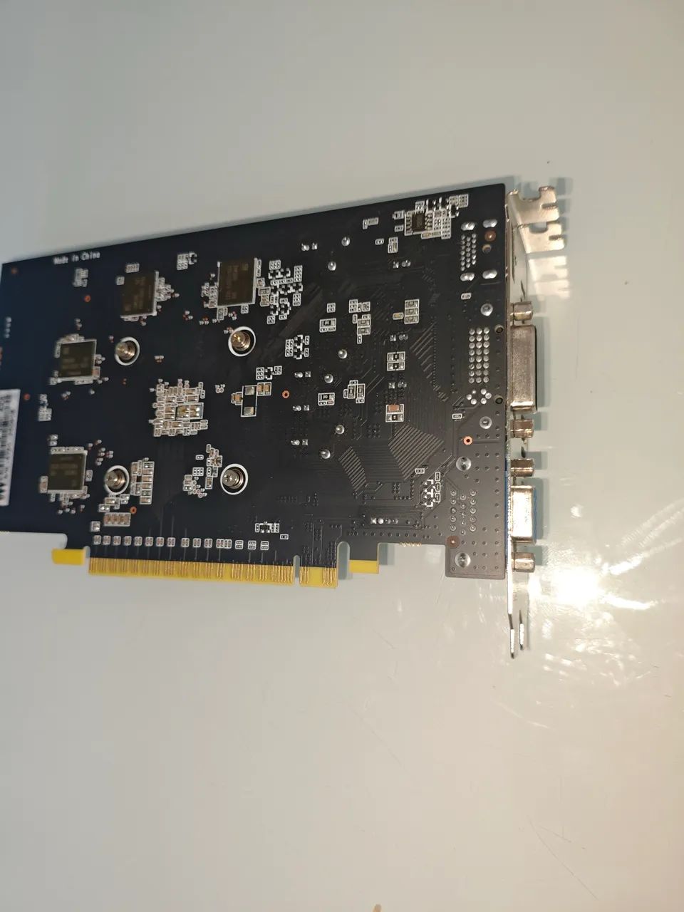 Placa de video Nvidia GTX 750 4gb COM DEFEITO  - Foto 2