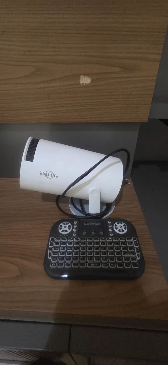 Projetor com controle - Foto 4