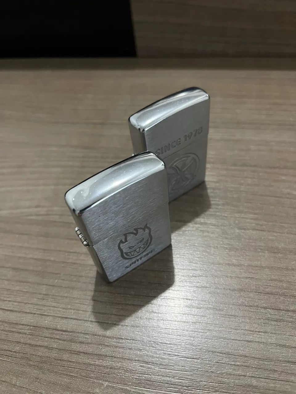2 isqueiros zippo - Fab em 1996 - Coleção  - Foto 5