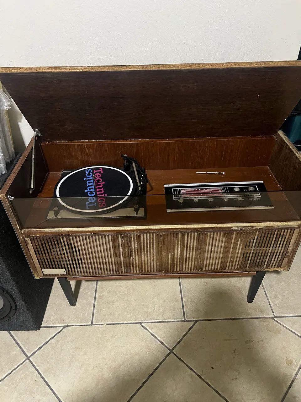 Vendo vitrola Cinderela