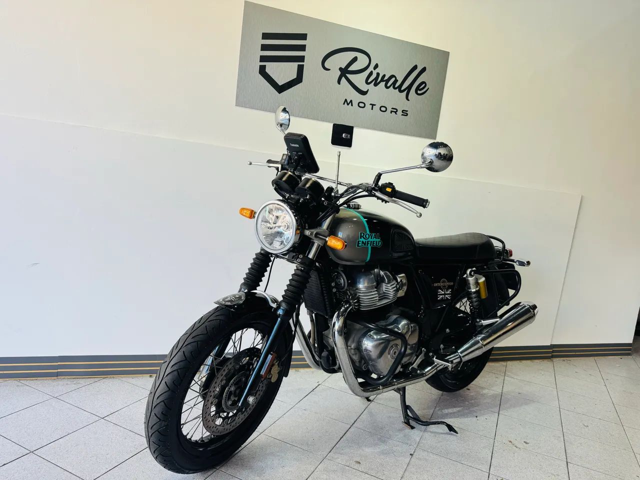 ROYAL ENFIELD INTERCEPTOR 650 - Foto 4