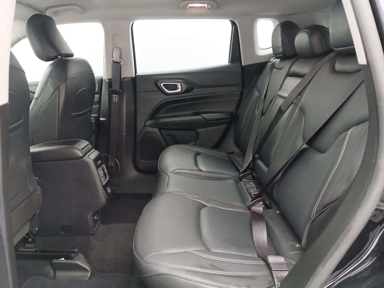 Jeep Compass LONG. T270 1.3 TB 4x2 Flex Aut., foto 17 de 18