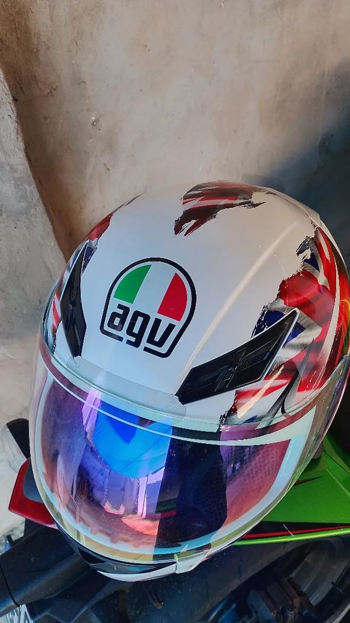 Vendo capacete AGV super conservado  - Foto 3