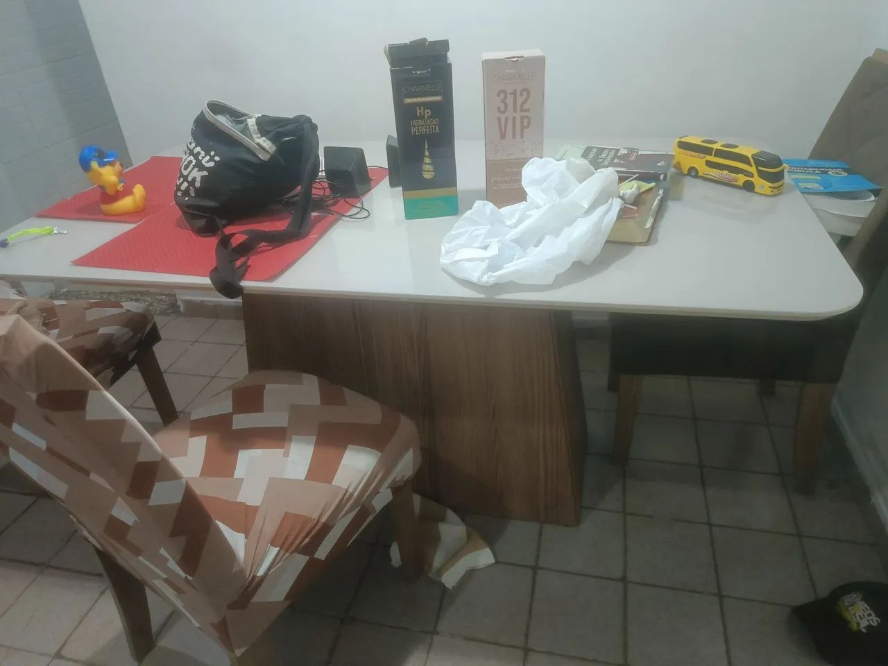 Mesa de 6 cadeiras  - Foto 2