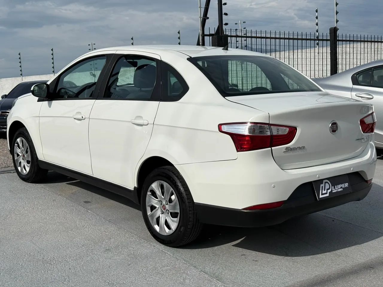 Fiat Siena Attractive 1.4 Fire Flex 8V 4P 2019 - Foto 4