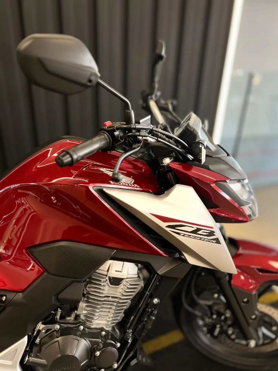 CB TWISTER 300F ABS  - Foto 2