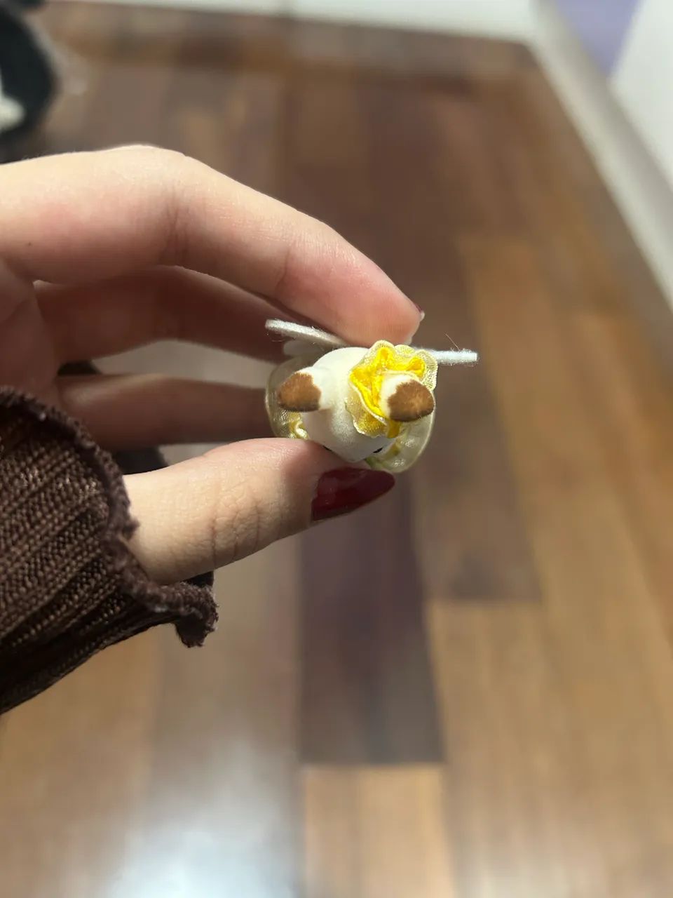 Sylvanian Families Coelho abelha + Case - Foto 5