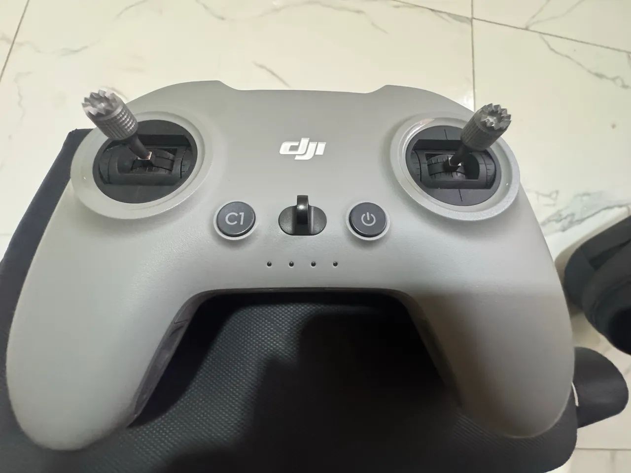 AVATA 2 com FPV CONTROL 3  - Foto 2