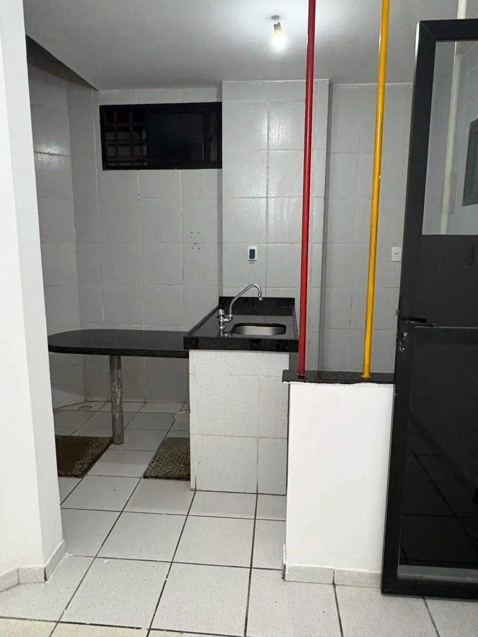 Alugo apartamento na jatiuca com dois quartos e suíte. - Foto 2