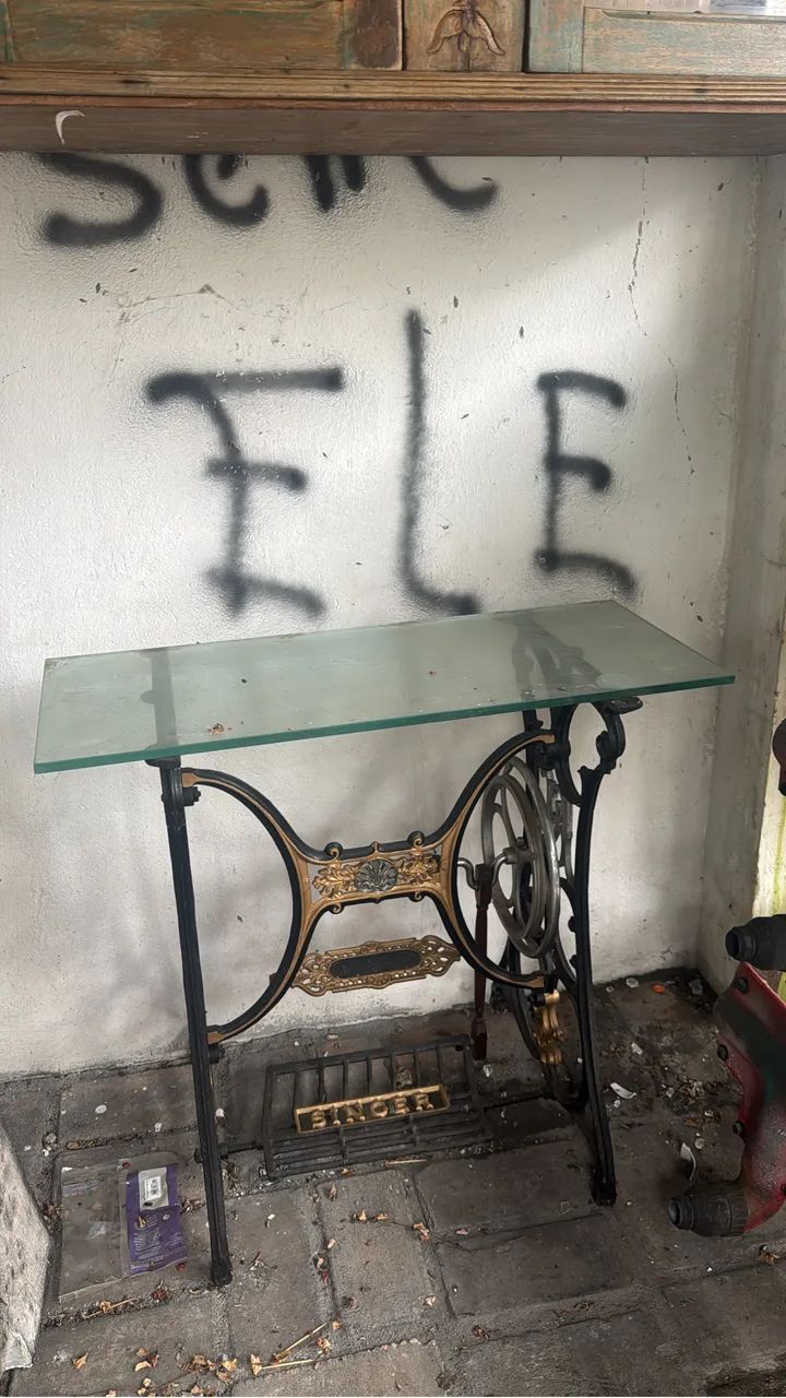 Pe de máquina para decoração 
