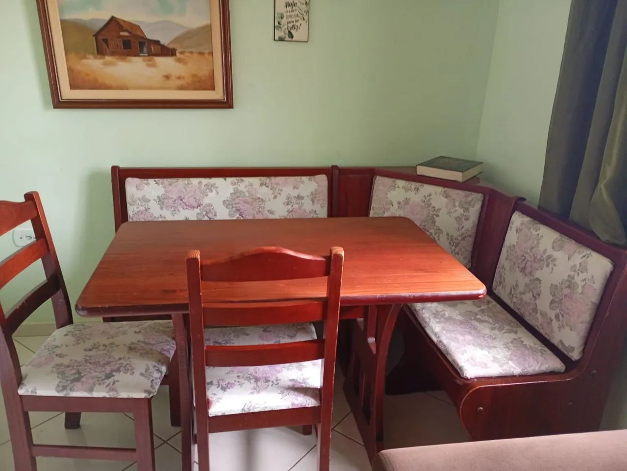 Mesa de jantar com duas cadeiras e um banco em L - Foto 2