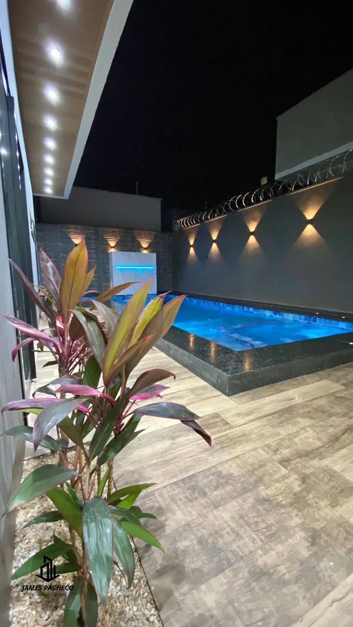 Casa 4 suítes plenas a venda, 360m² - Setor Cristina II