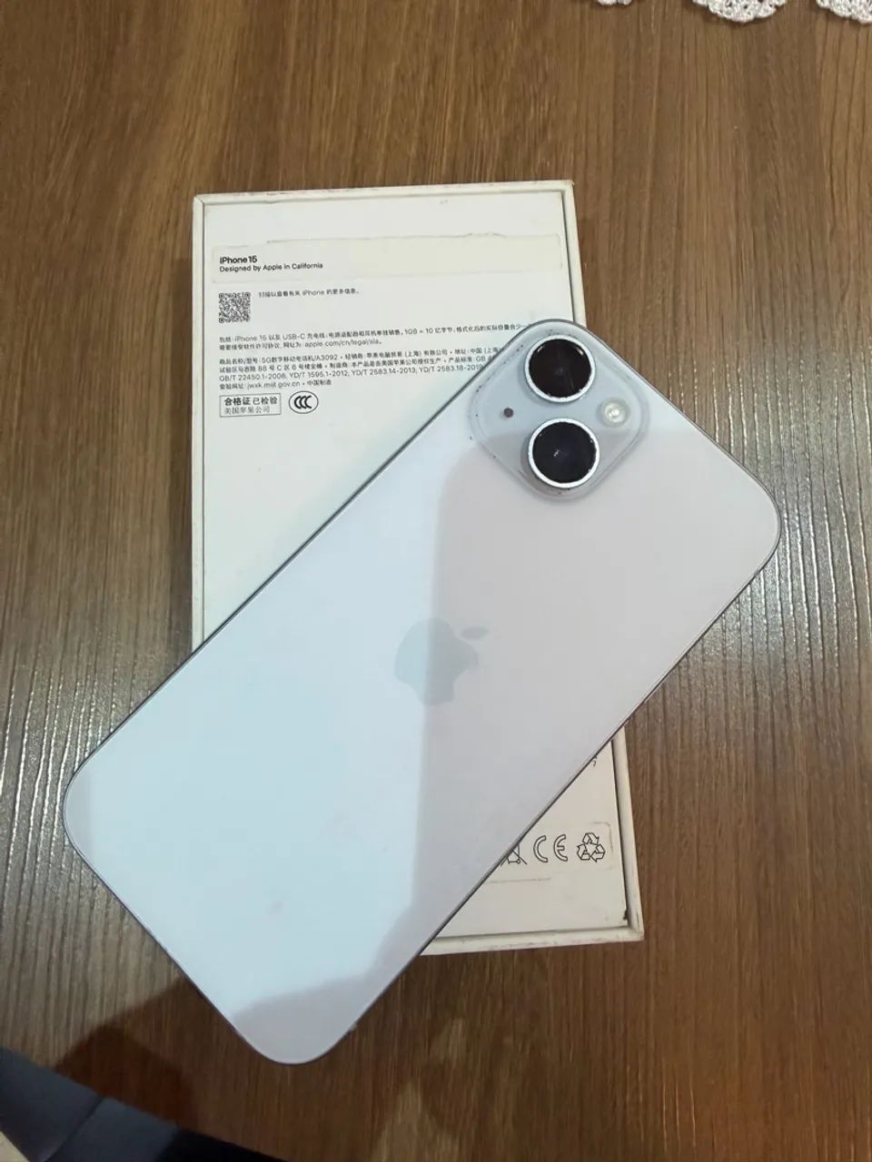 iPhone 15 - 128gb - semi novo - Foto 2