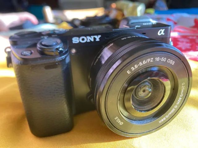 Câmera Sony a-6000 mirrorless sem espelho