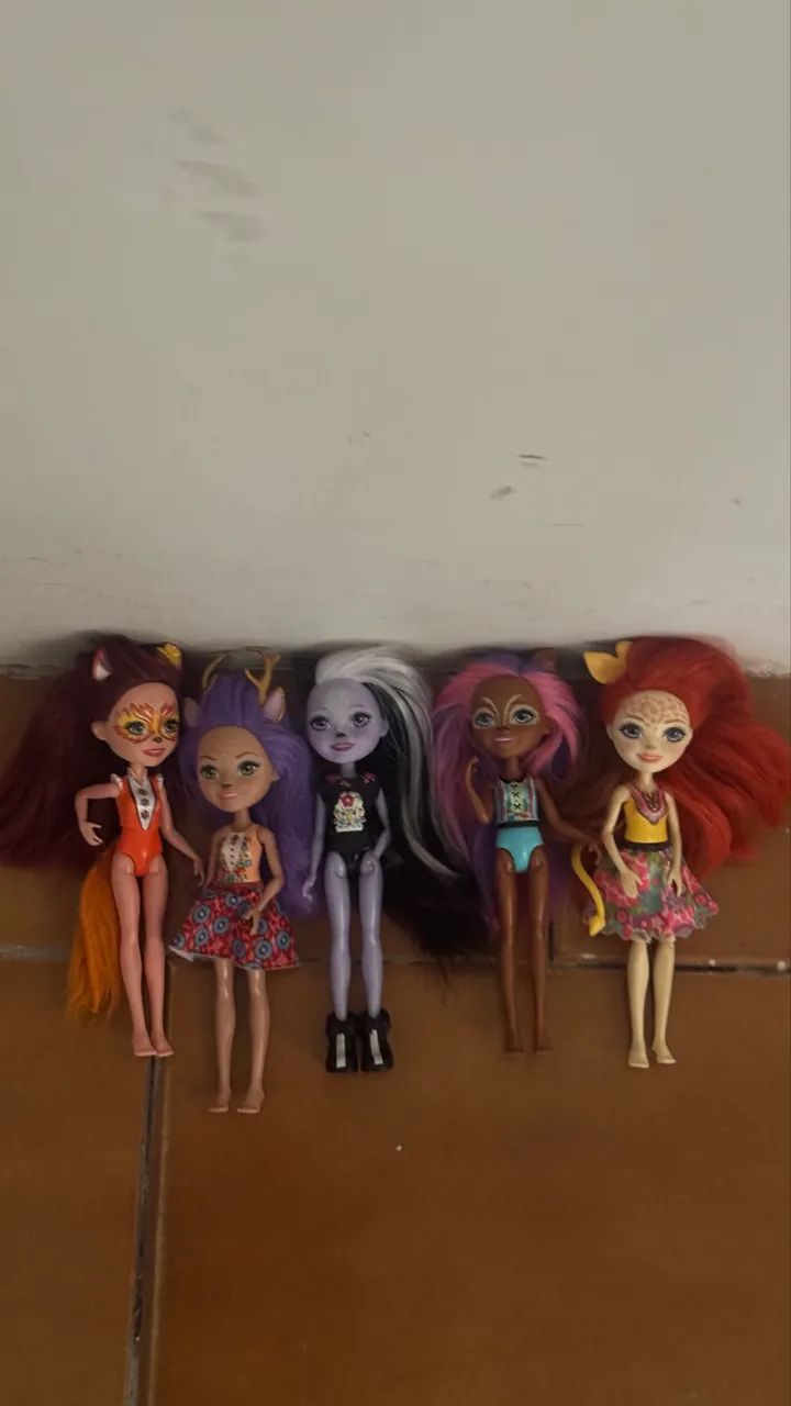 5 bonecas Enchantimals  - Foto 2