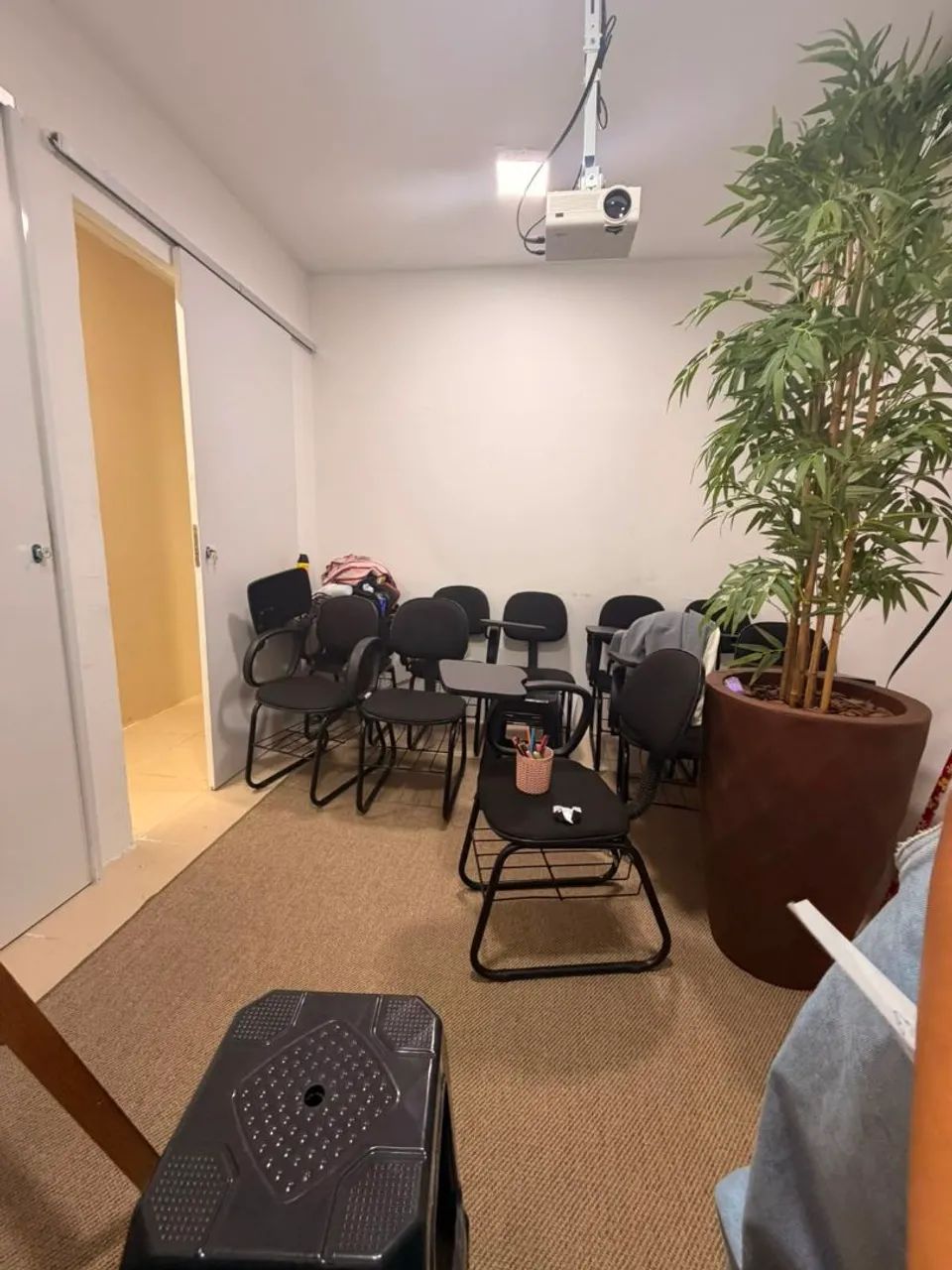 Aluguel de Sala Comercial Boa Viagem Mobiliada com Ar-condicionado 