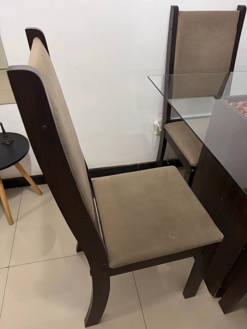 Mesa de jantar 4 lugares com tampo de vidro e pe de mdf - Foto 4
