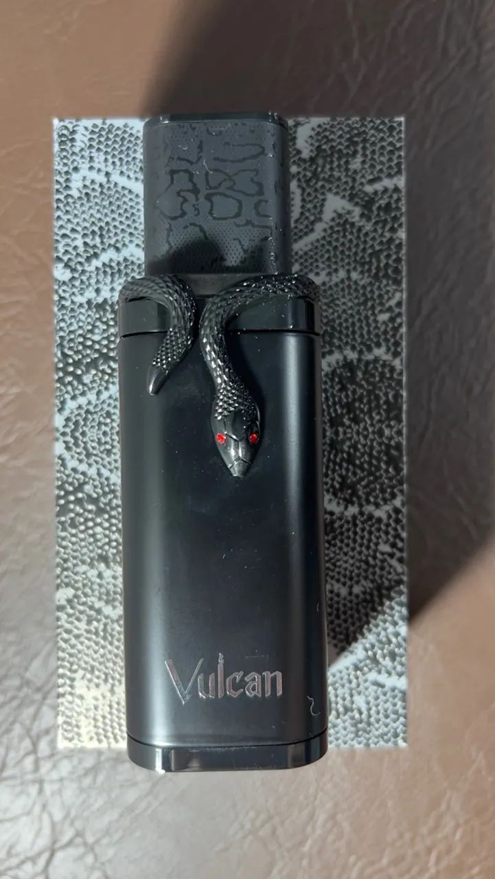Perfume vulcan black. Usado 3x - Foto 4