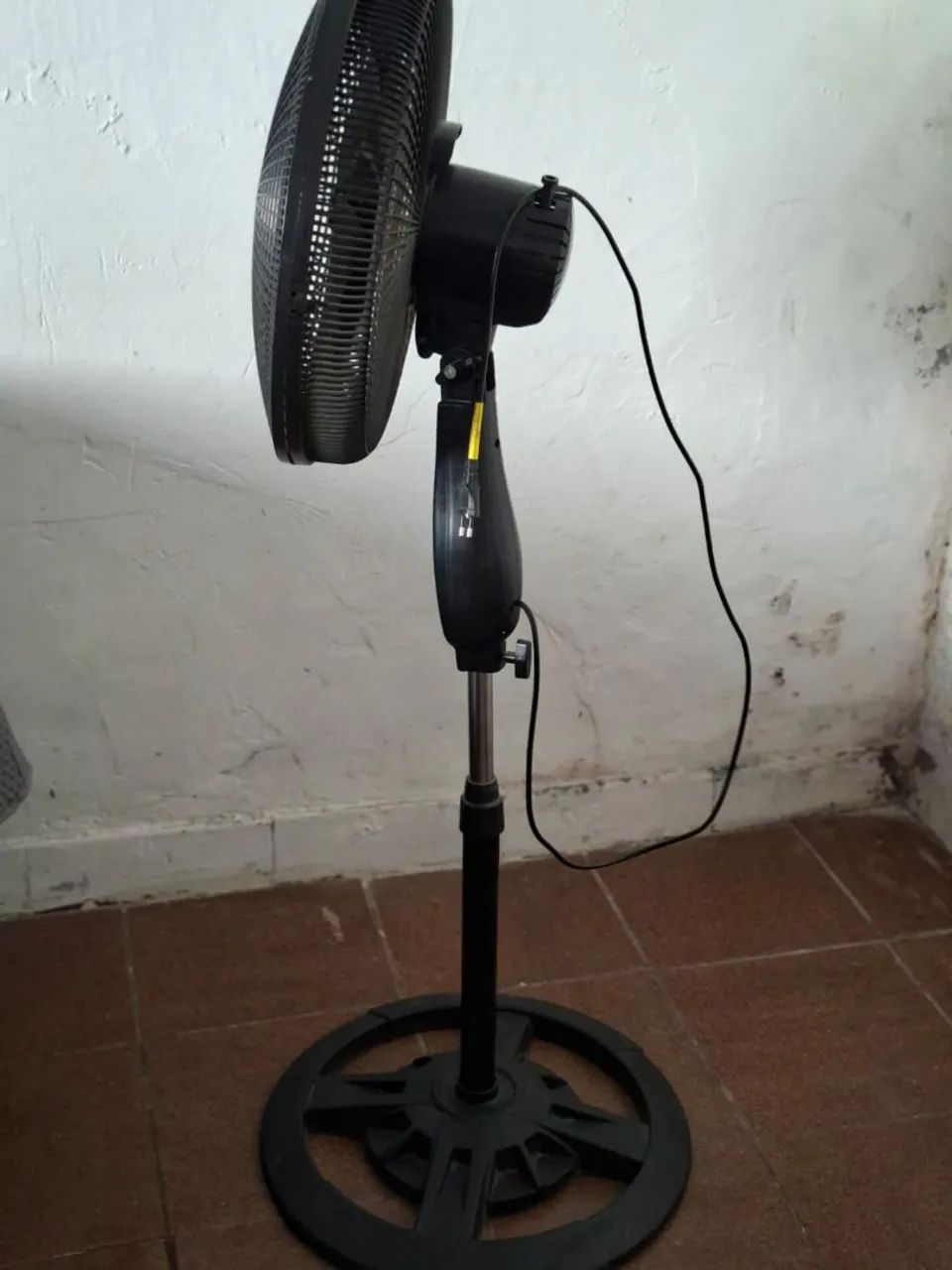 Ventilador de Coluna 40 cm - Ótimo Estado - Funcionando Perfeitamente - Foto 2
