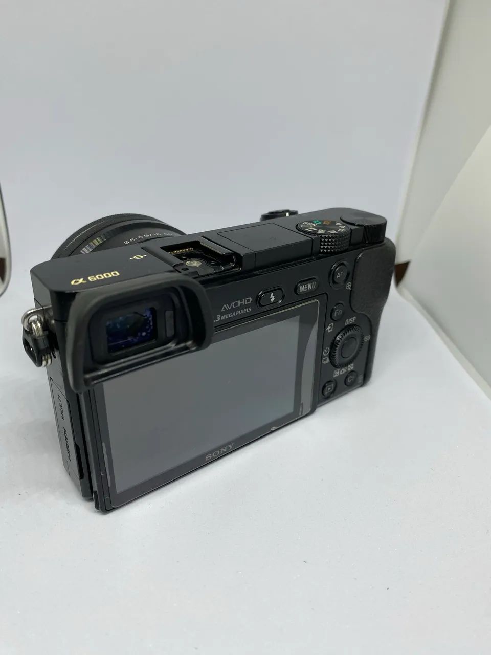 Câmera Sony a6000 - Foto 3