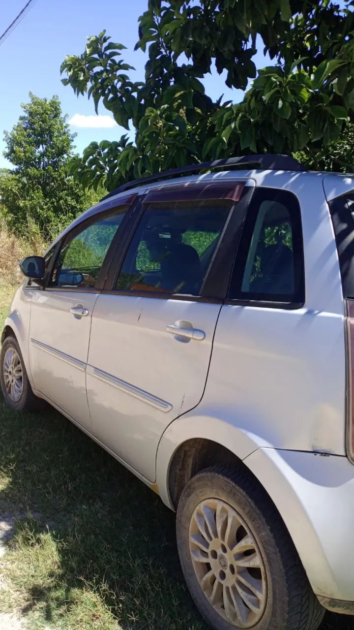 Imagem de Fiat Idea Attractive 1.4 Fire Flex 8V 5P 2011