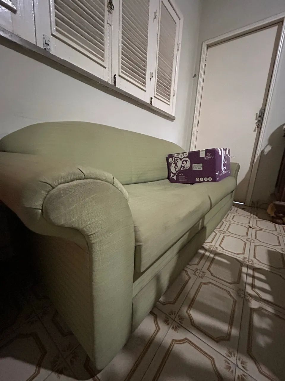 Conjunto sofá 2 e 3 lugares 