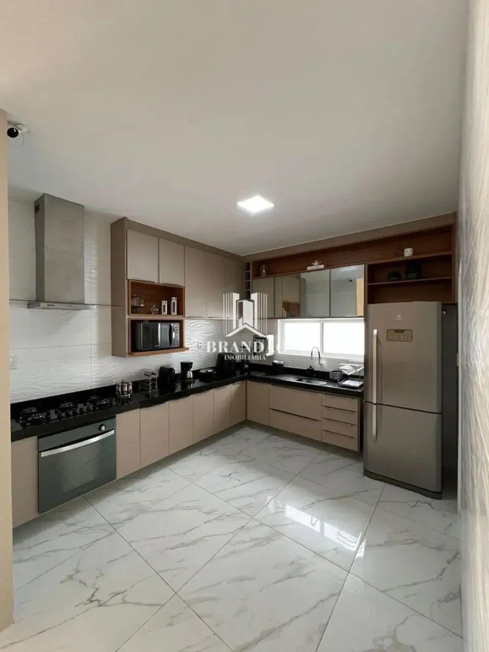 Casa moderna e sofisticada no condomínio Amarina - Foto 2